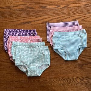 Hanna Andersson toddler underwear, set of 9, size Small